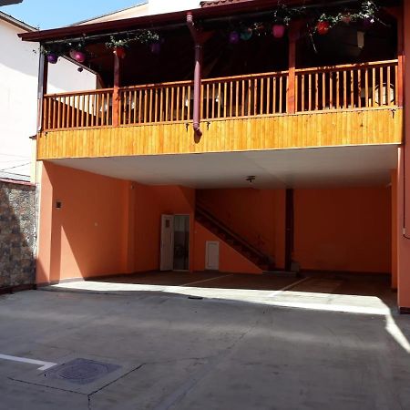 Vila Adriano Turda Buitenkant foto